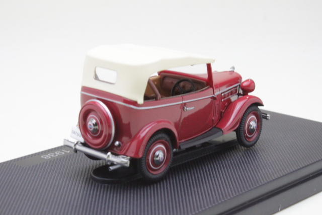 Datsun 17 Pheaton 1938, red
