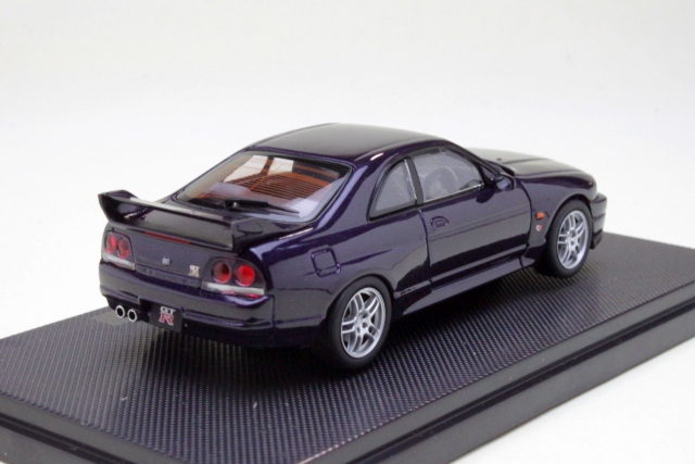 Nissan Skyline GT-R R33 VSPEC 1995, violetti