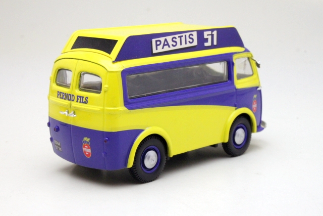 Peugeot D3A "Pernod Et Fils"