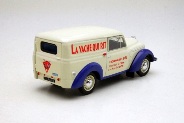 Renault Juvaquarte "La Vache Qui Rit"