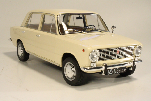 Lada 1200 1971, cream
