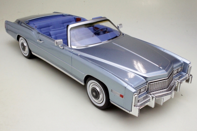 Cadillac Eldorado Convertible 1976, vaaleansininen