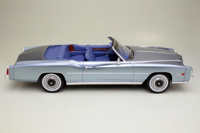 Cadillac Eldorado Convertible 1976, vaaleansininen