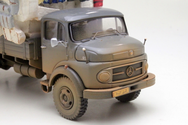 Mercedes LA911 Tenere "Desert Taxi"