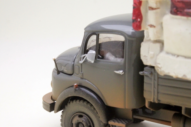 Mercedes LA911 Tenere "Desert Taxi"