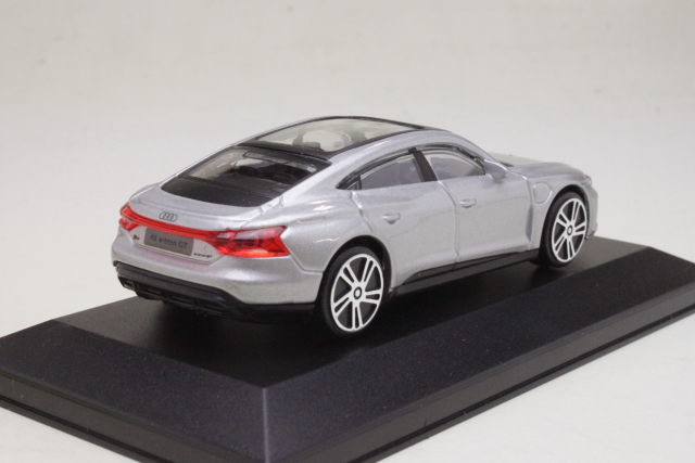 Audi e-tron GT RS 2021, hopea