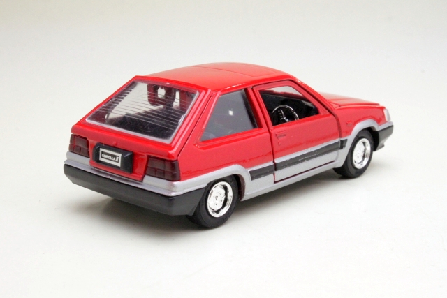 Toyota Corolla II 1500 SR, punainen