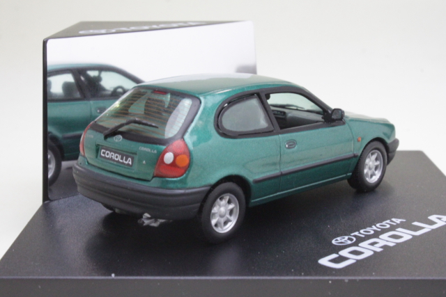 Toyota Corolla (E110) 1997, vihreä
