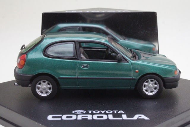 Toyota Corolla (E110) 1997, vihreä