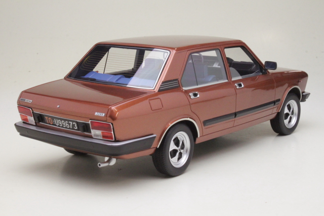 Fiat 132 2000ie 1979, pronssi