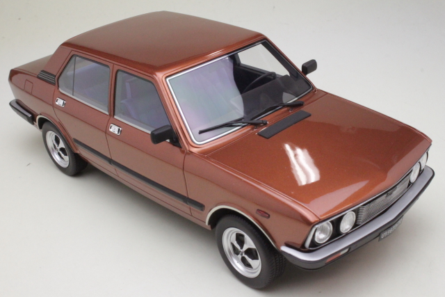 Fiat 132 2000ie 1979, pronssi