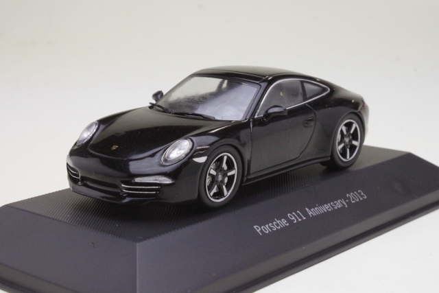 Porsche 911 Anniversary 2013, musta