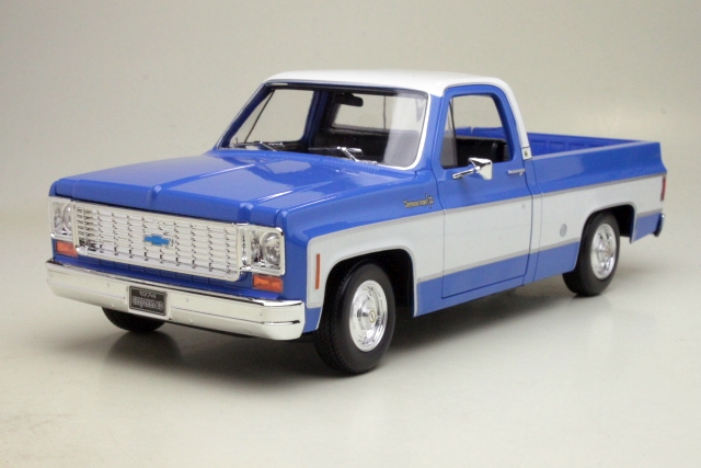 Chevrolet C10 Cheyenne Super 1974, sininen/valkoinen
