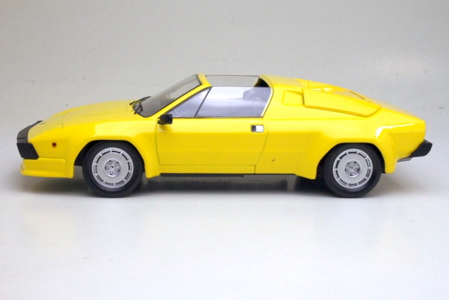 Lamborghini Jalpa 3500 1982, keltainen
