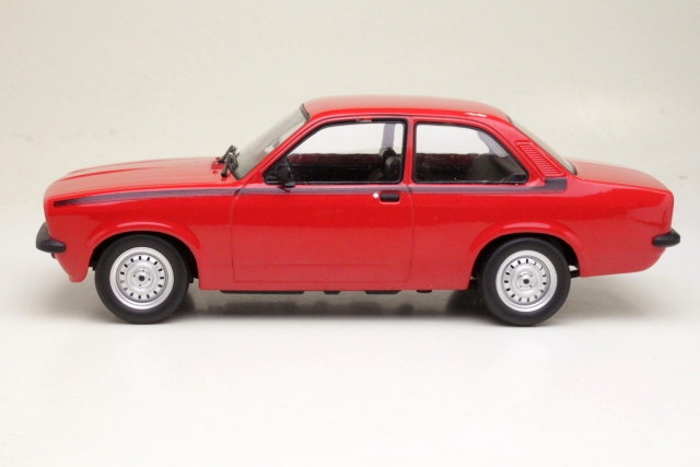 Opel Kadett C Junior 1976, punainen