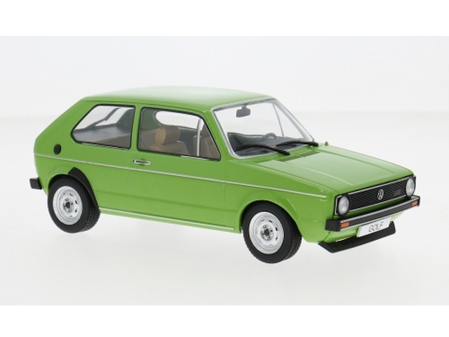 VW Golf 1 1974, vihreä