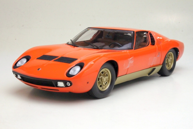 Lamborghini Miura P400 1968, oranssi