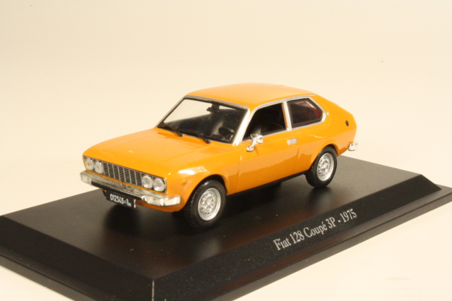 Fiat 128 3P Coupe 1975, oranssi