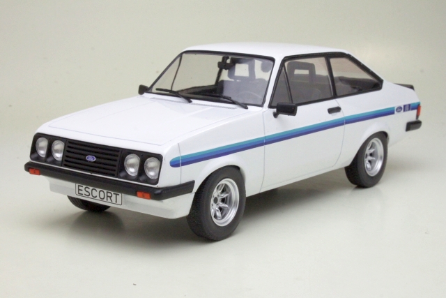 Ford Escort Mk2 RS2000 1977, valkoinen