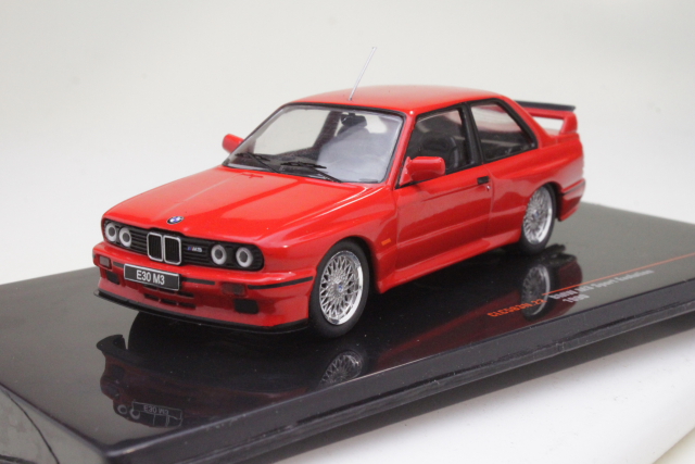 BMW M3 (e30) 1990, punainen