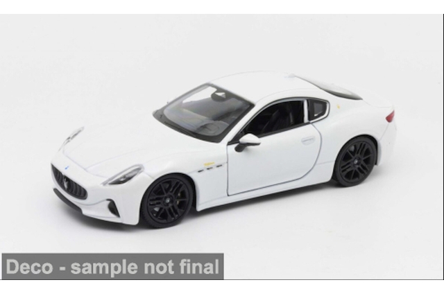 Maserati Gran Turismo Folgore 2023, valkoinen