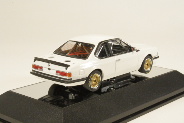 BMW 635CSi Plain Body Version, valkoinen