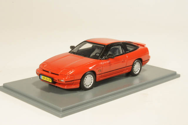 Nissan 200SX S13 1991, red
