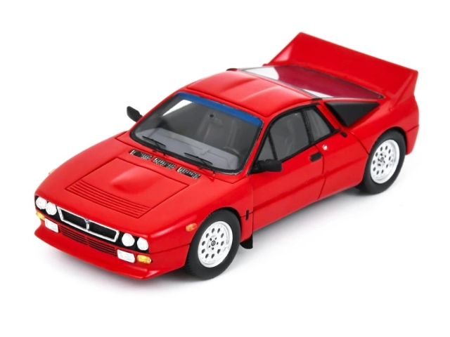 Lancia 037 street 1982, punainen