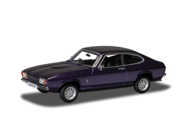 Ford Capri Mk2, violetti/musta