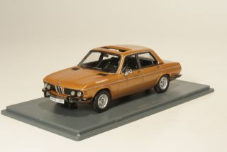 BMW 2500 (e3) 1969, gold metallic