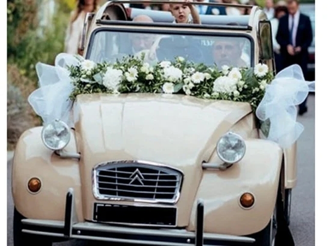Citroen 2CV 1986, beige "Wedding Gift"