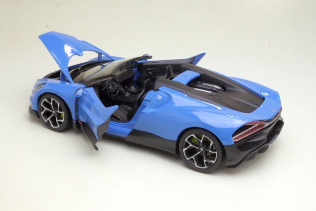 Bugatti W16 Mistral 2024, sininen - Sulje napsauttamalla kuva
