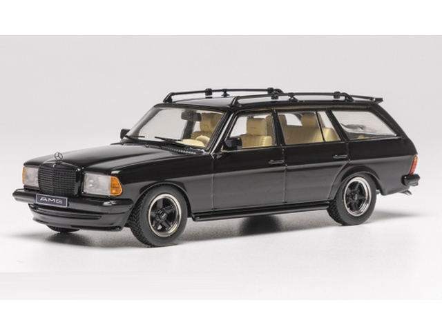 Mercedes 500TE V8 AMG (s123) 1979, musta