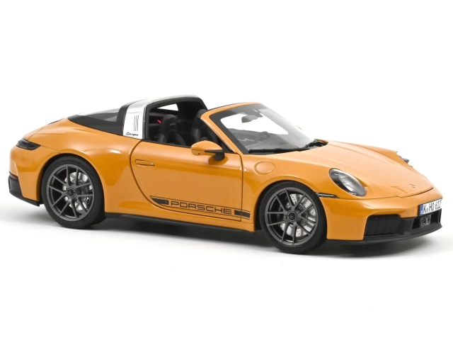 Porsche 911 Targa 4 GTS 2025, keltainen