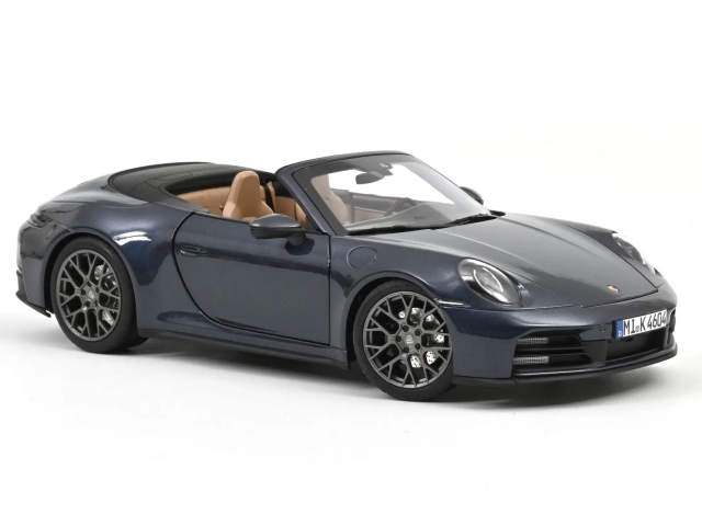 Porsche 911 Carrera Cabriolet 2025, tummansininen