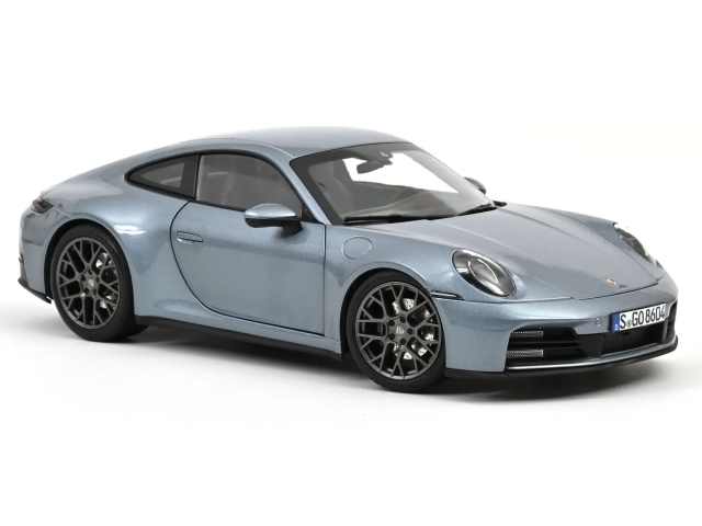 Porsche 911 Carrera 2025, hopea