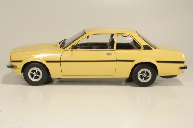 Opel Ascona B SR 1975, keltainen