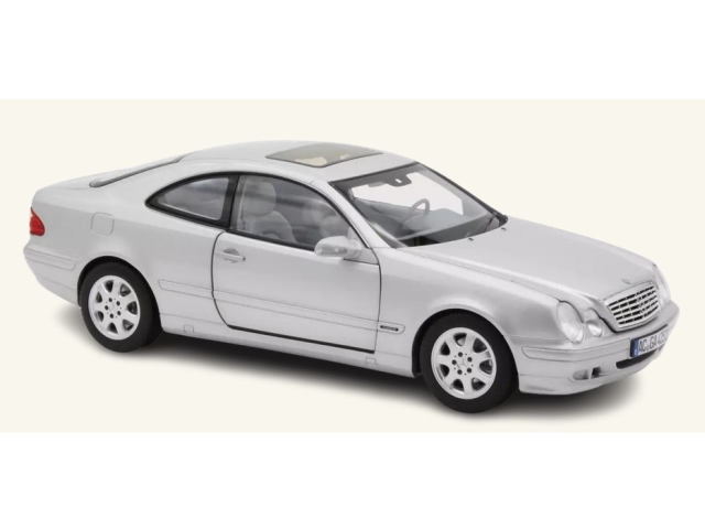 Mercedes CLK-Class 2000, hopea
