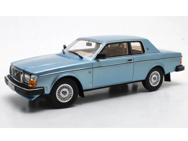 Volvo 262C Bertone 1981, sininen