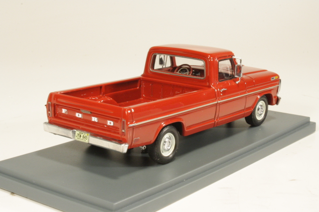 Ford F100 Pick-Up 1968, red