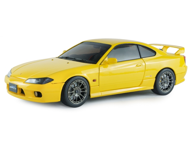 Nissan Silvia (S15) Coupe SPEC-R Aero 1999, keltainen