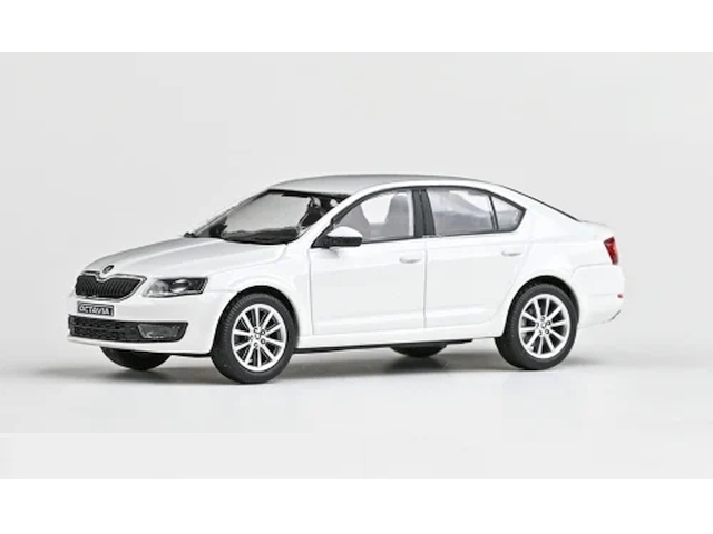 Skoda Octavia III 2012, white