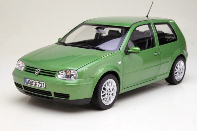 VW Golf 4 GTI 1998, vihreä