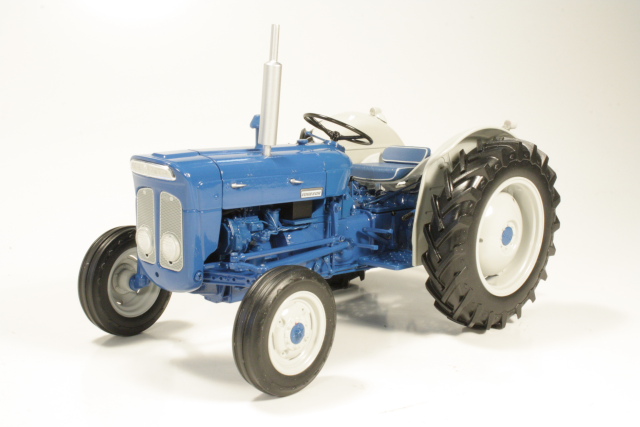 Fordson Super Dexta New Performance 1963, sininen