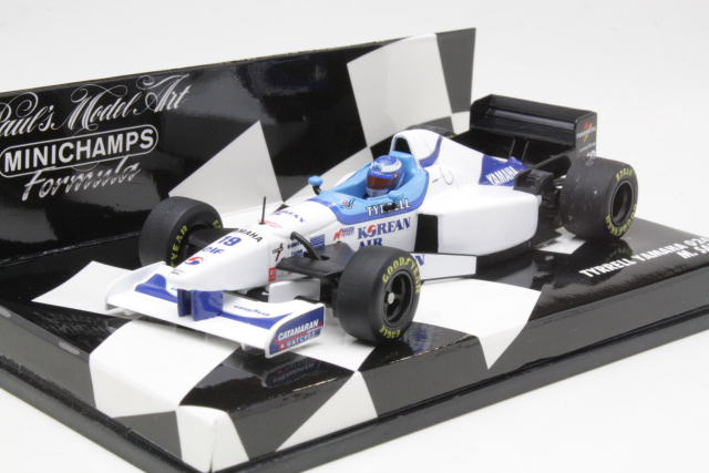 Tyrrell Yamaha 024, F1 1996, M.Salo, no.19
