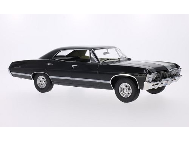 Chevrolet Impala 1967, musta