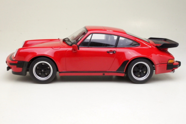 Porsche 911 (930) 3.3L Turbo 1977, punainen - Sulje napsauttamalla kuva