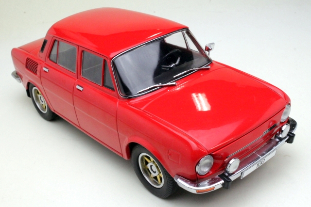 Skoda 100 1969, punainen "alumiinivanteet" - Sulje napsauttamalla kuva