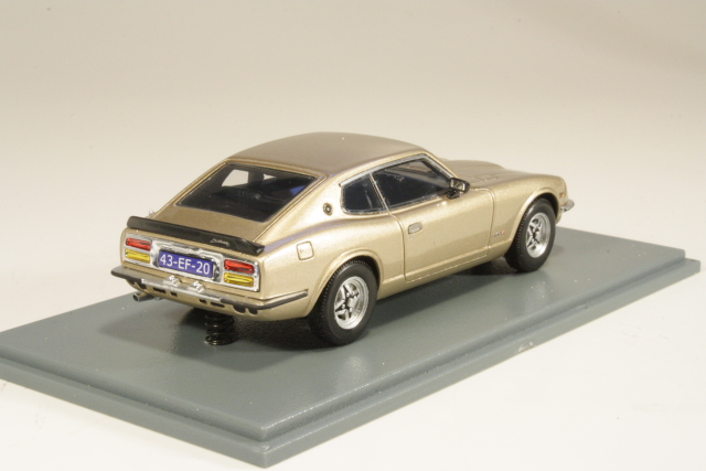 Datsun 260Z 2+2 1975, kulta