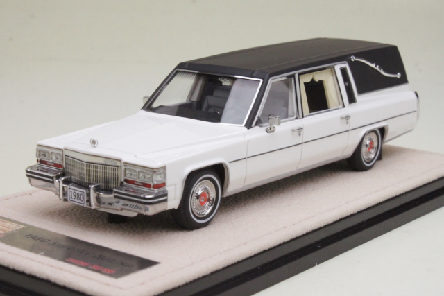Cadillac Superior 1980 Hearse, valkoinen/musta